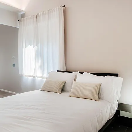 Lakeside Гостевой дом 3*