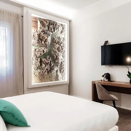 Lakeside 3* Como